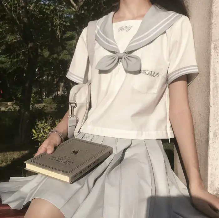 女孩不微笑